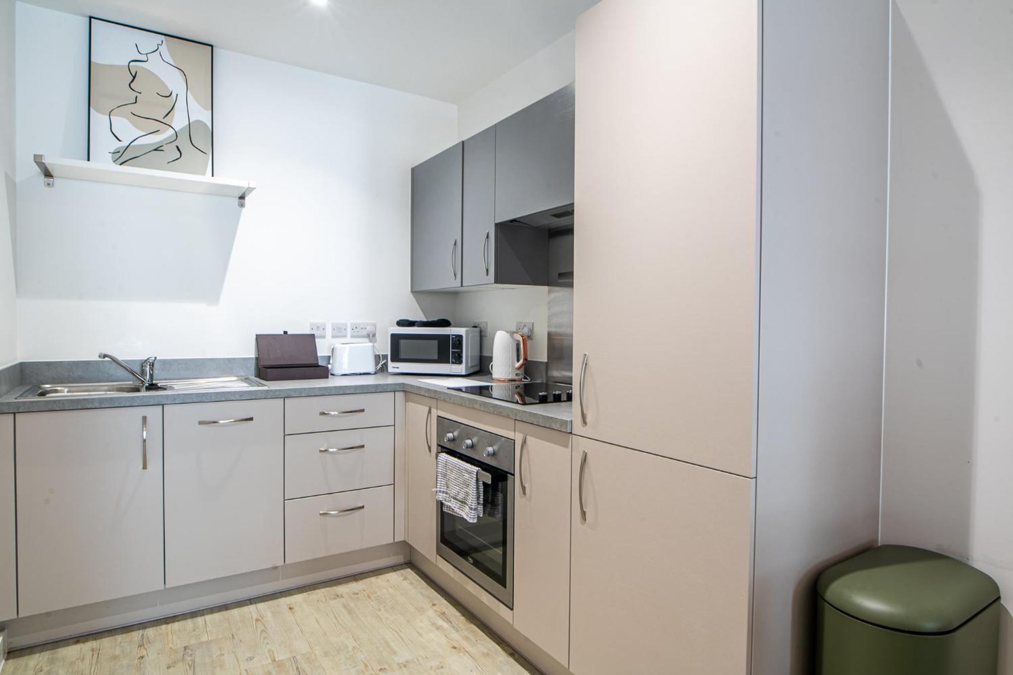 Modern And Spacious Apartment In Salford Quays Manchester Exterior foto