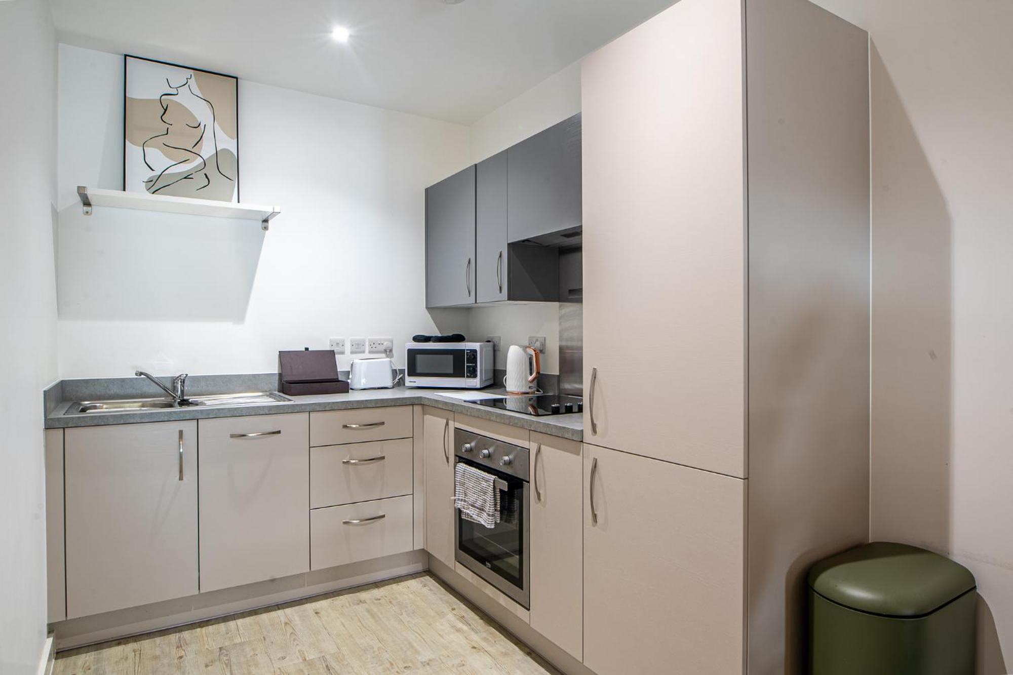 Modern And Spacious Apartment In Salford Quays Manchester Exterior foto